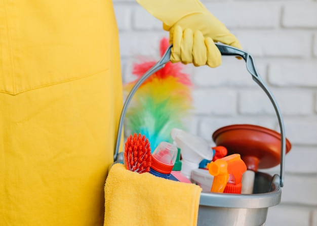 Free photo close-up bucket with cleaning products