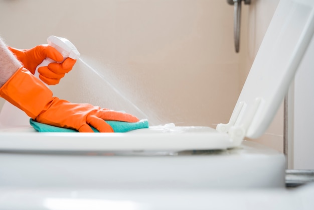 Free photo concept of man cleaning his home