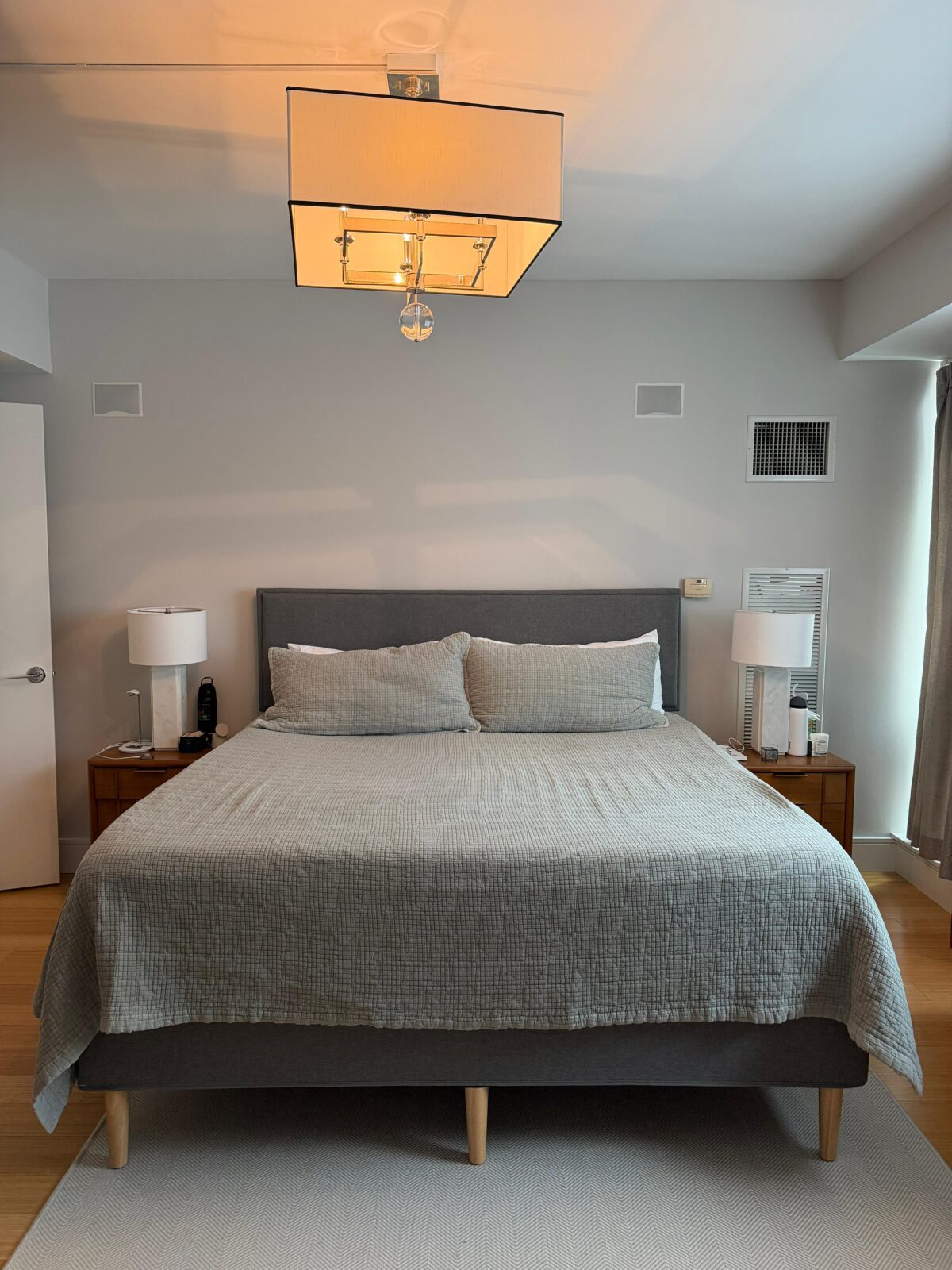 Apartment cleaning services charleston Balwin St Bedroom