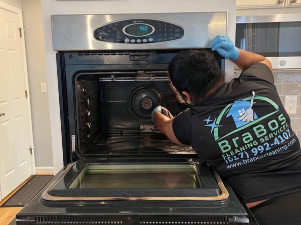 Airbnb cleaning job in Clay Street in cambridge